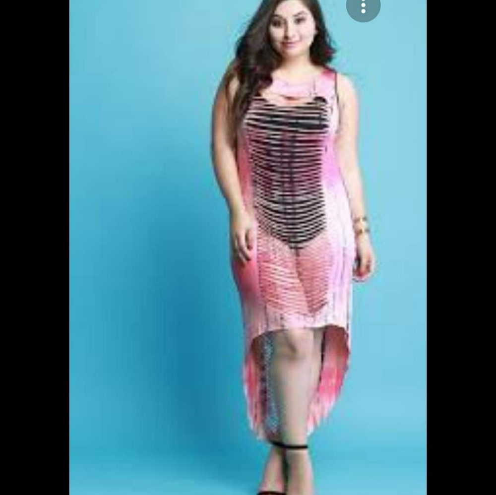 Nwot white and pink cover up